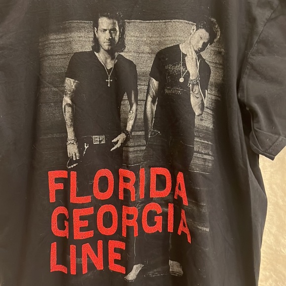 2015 🎶🎸 BLACK 2015 FLORIDA GEORGIA LINE CONCERT TOUR TSHIRT Size Men’s XL - Picture 1 of 6